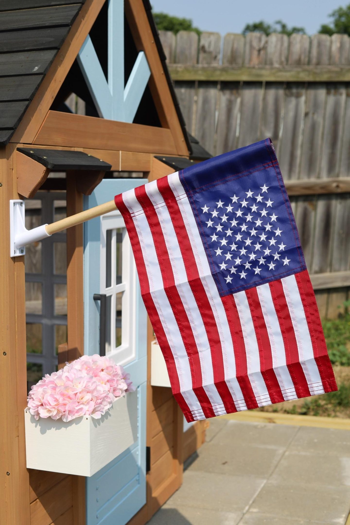 Coastal/Nantucket-Inspired Playhouse Makeover (KidKraft Atrium Breeze)