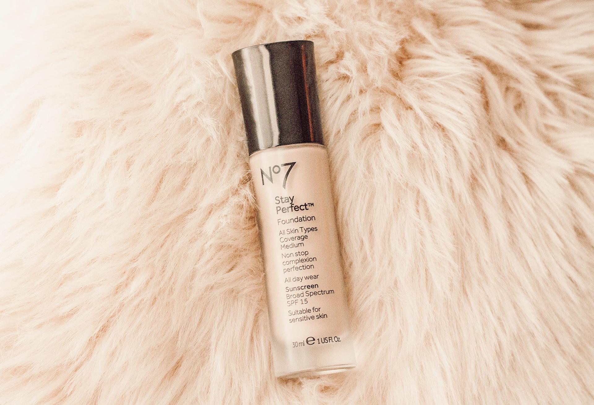 Review: No7 Stay Perfect Foundation