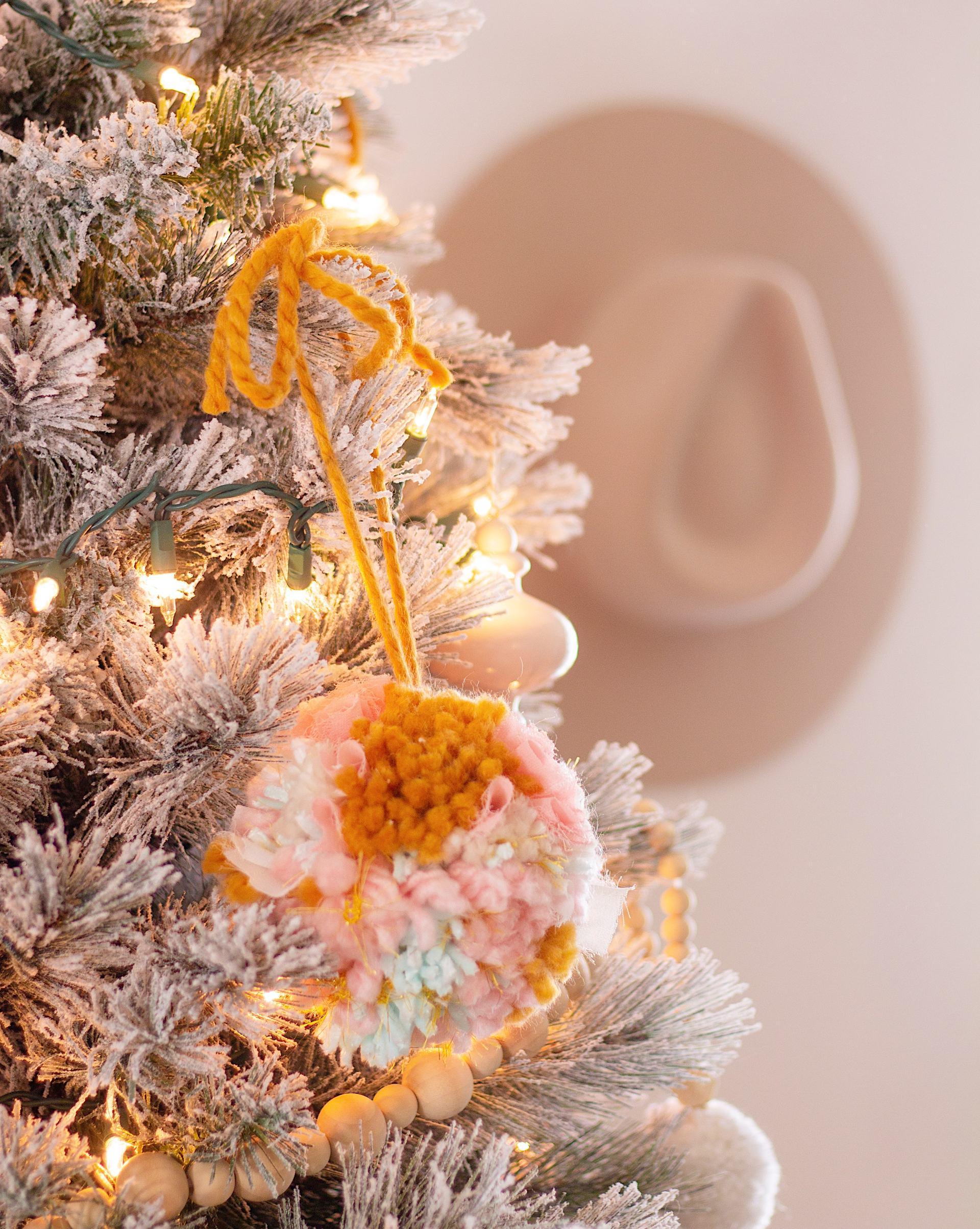 DIY Pom Pom Christmas Ornaments